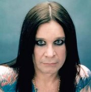 乐团也正式更名为BLACK SABBATH