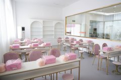 还会提供开店指导、资源对接等相关帮扶