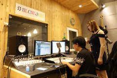 让他们不断拓宽自己的创作领域