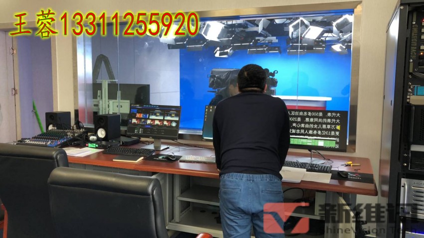 场地可灵活布置为600-800人的课桌式会议