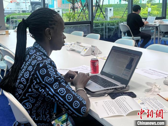 多国记者亲历成都大运会 共绘青春与文化交融画