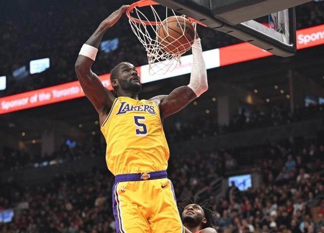 湖人内线防守核心艾顿转型专注防守助力球队六