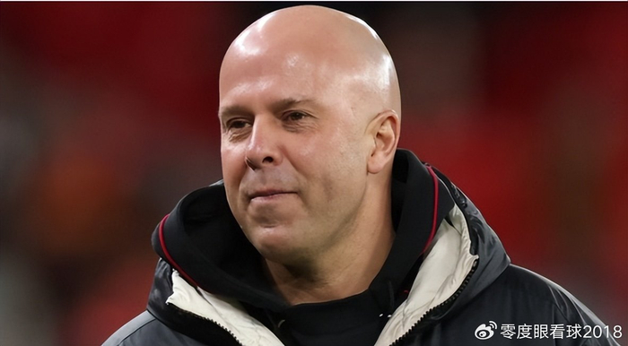 利物浦争夺荷兰国脚邓弗里斯 夏窗补强右路防线