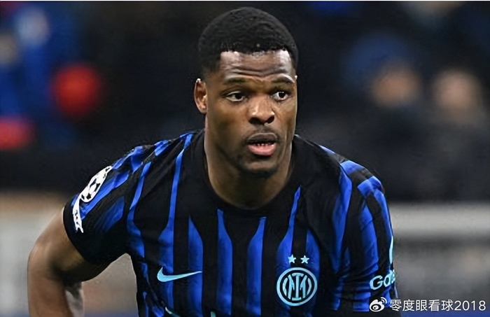 利物浦争夺荷兰国脚邓弗里斯 夏窗补强右路防线